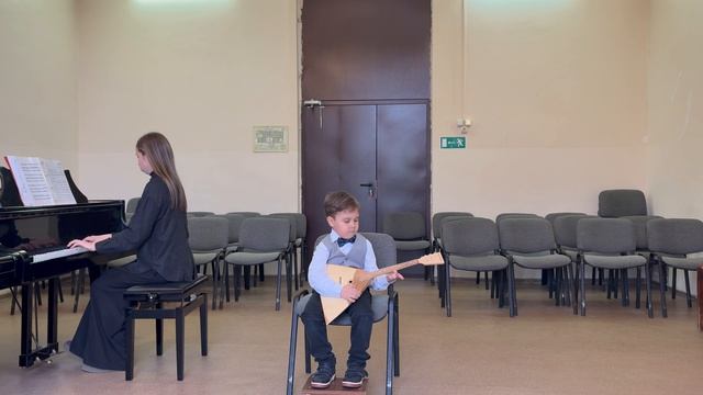 Грачев Михаил 7 лет  В. Купревич «Пингвины»