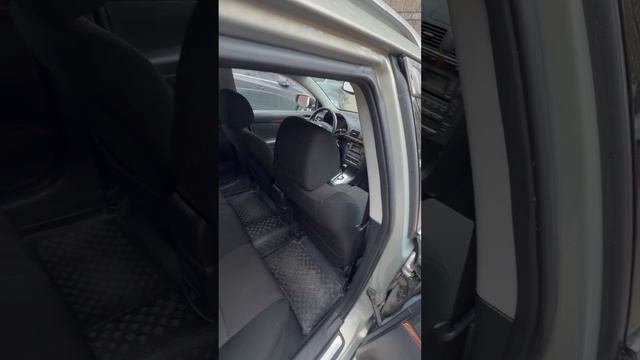 Toyota Avensis 2006 2.0 AT универсал