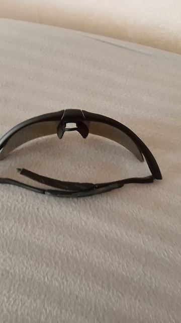 Продал на Авито велосипедные очки, 14 апреля 2026.