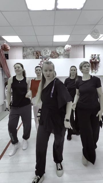 LET ME BE 🖤❤️🩶/ движ112
#движ112  #танцую #dance #TheSecondVoice #dvizh112