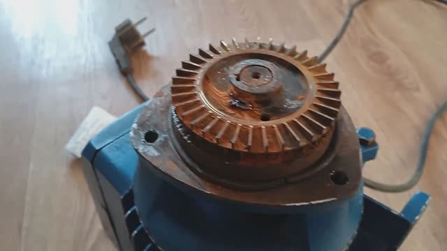 Замена уплотнения на китайском вихревом насосе с колодца QB-400