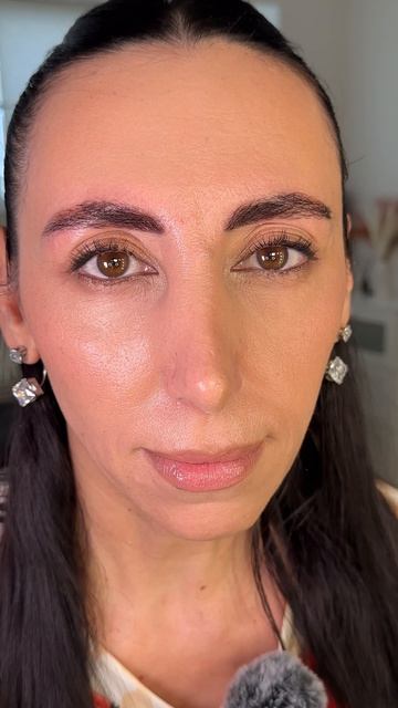 Какой краской я окрашиваю брови