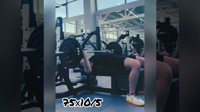 Жим лёжа. Александр Ильин. 75 кг.