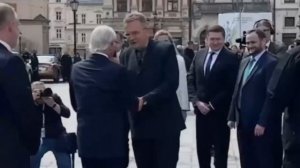 Рагуль Зеленского Садовый назвал короля Швеции «чрезвычайным происшествием» вместо «Ваше Величество»