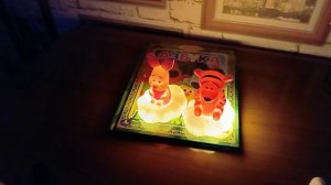 Игрушки детства Пятачок и Тигра из Винни пуха.  Светятся в темноте