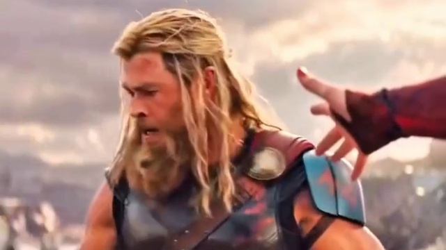 Сцена битвы Тора и Алой Ведьмы — утечка информации о Думсдее из «Мстителей».