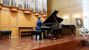 И.С.Бах. ХТК I том Прелюдия и Фуга (gis-moll) Исп.Олейник Кирилл, 8кл..mp4