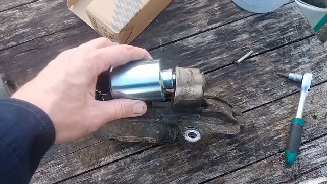 Форд фокус 2 1,8 механика. Снятие, установка ремонт стартера (полное видео)