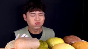 Мукбанг пирожные 😳 необычно Еда на камеру