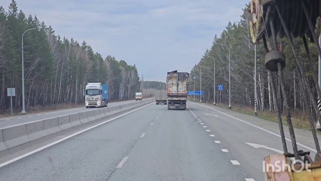 Эвакуация сгоревшей фуры, забрали полуприцеп