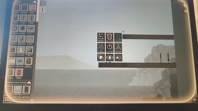 Я защитил семью АРБУЗОВЫХ от ЯДЕРНОЙ БОМБЫ в MELON SANDBOX