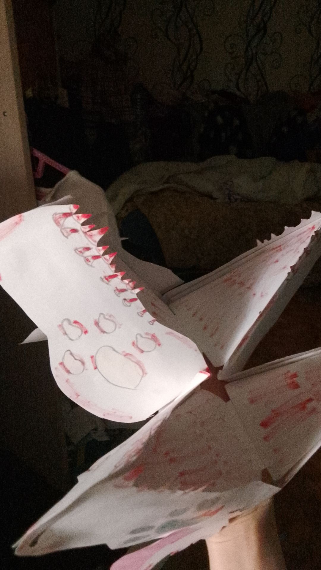 Четырёх челустный дракон