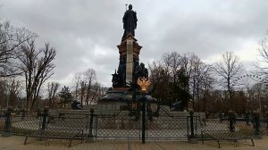 Краснодар. Катин Сад. Памятник Екатерине.