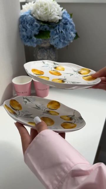 Тиффани розовые арт WB 
798131792
тарелки лимоны 🍋 арт WB 
882592864
Тиффани голубые  арт WB 
548400