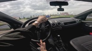 Renault Logan AIRFrance vs Nissan Skyline на треке