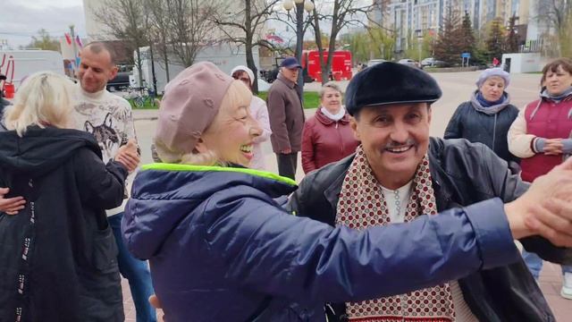 19 апреля.Аты меня люби....