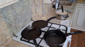 с ПРАЗДНИКОМ ВСЕХ! 
айда ко мне на блины!
я целую гору напекла🤣❤️