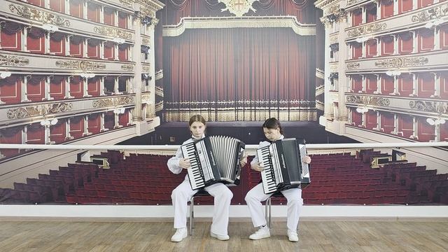 Дуэт  аккордеонистов
Лалазарян Эмилия-Викторова Николь
1000098925.mp4