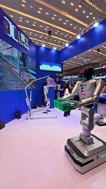 Мотоциклы в Китае. Выставка CFAIR.