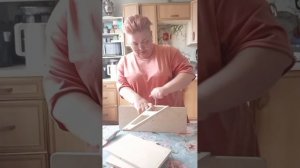 Собрала мебель для цветов😁