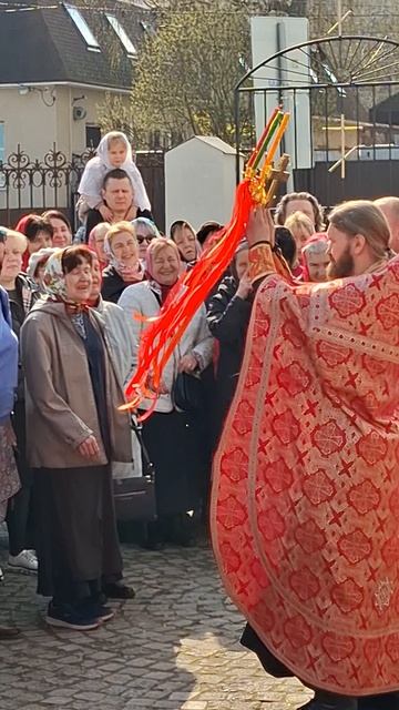 Христос Анести. Христос Воскресе. Крестный ход в Пятницу Светлой седмицы