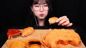 Короеянка ест десерты. Мукбанг. 🤤 залипательно Китайские видосы