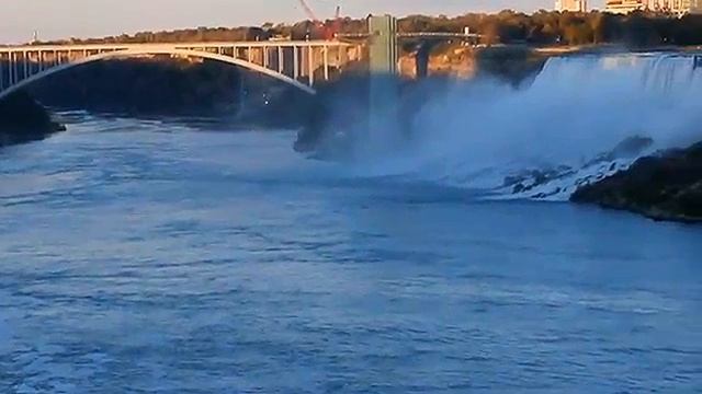 Ниагарский водопад. Самый красивый водопад .
