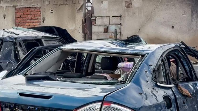 Двое мужчин пострадали в результате удара дроном ВСУ в Брянской области