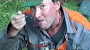 Максимов не любит ягоды