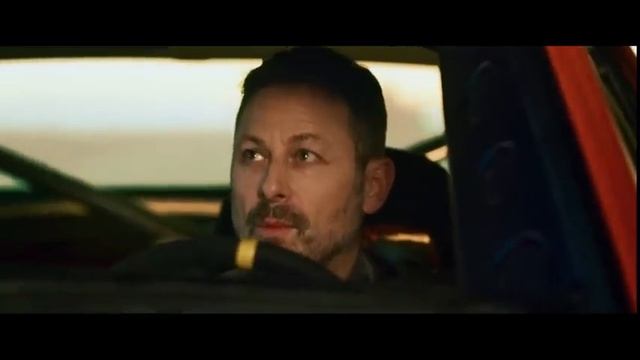 во время гонки залезла незнакомка