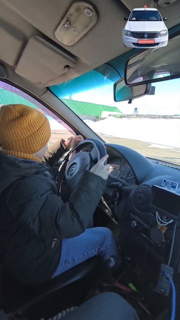 Первый раз за рулём!