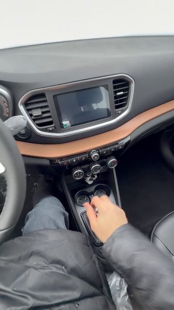 2025 LADA VESTA холодный запуск