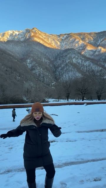 Немного снега в Абхазии 😁