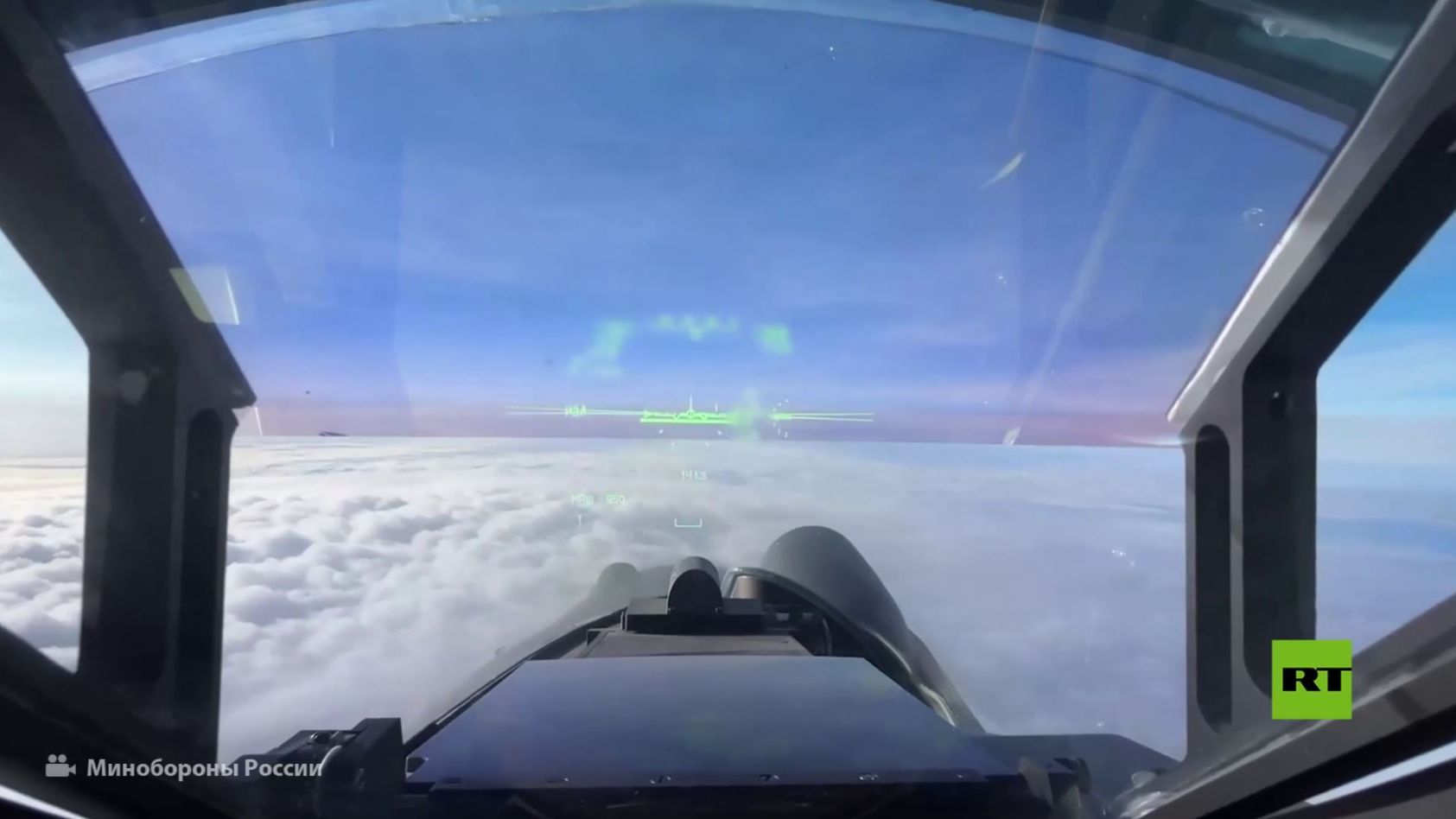 مشاهد لمقاتلة 