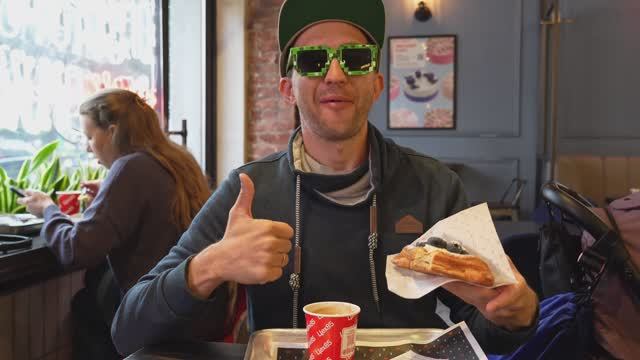 САНКТ-ПЕТЕРБУРГ | Сериал ПРИКЛЮЧЕНИЯ ЖЕНЬКИ - 1 серия