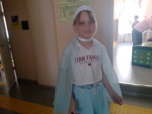 показываю кролика