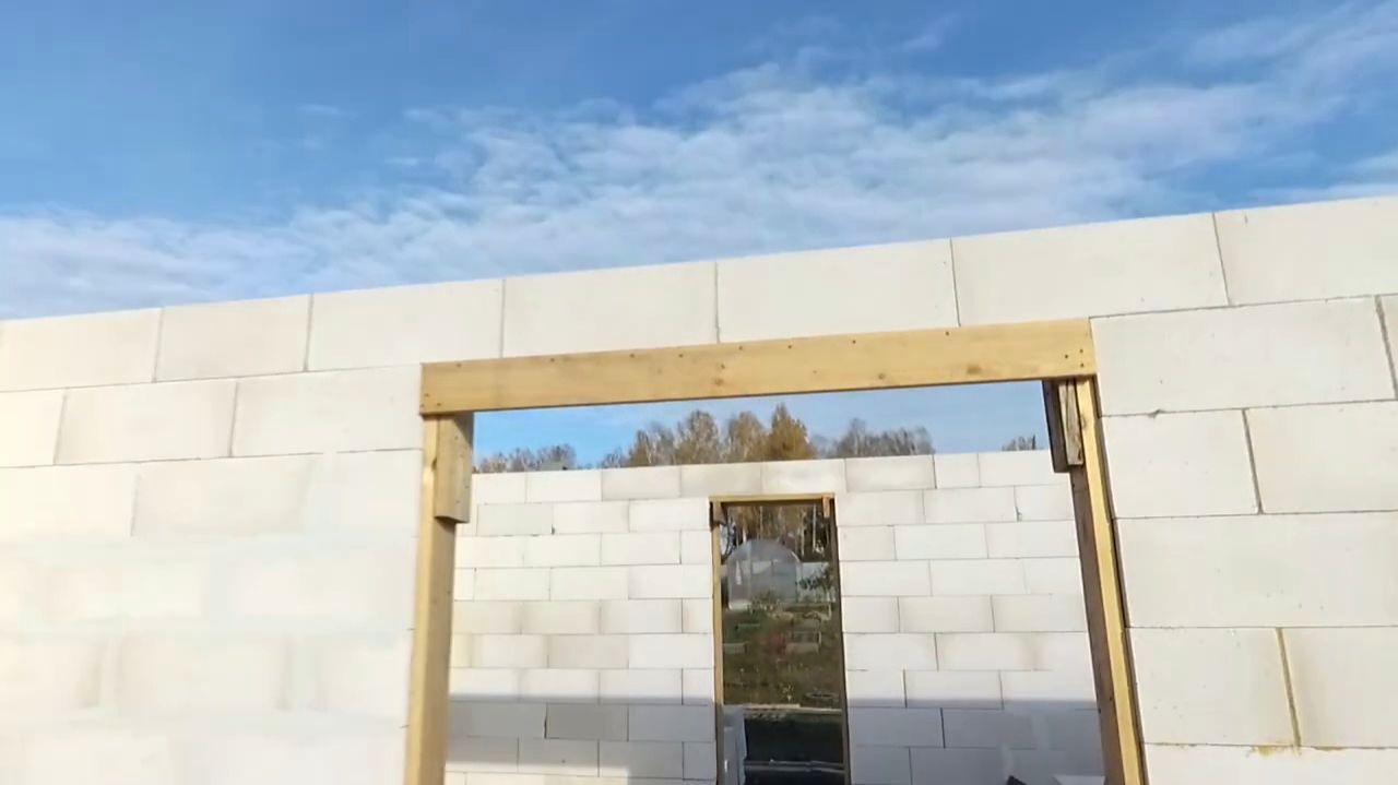 Перемычки в стене из газоблока своими руками.
