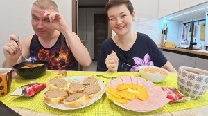 Мукбанг Вован РАЗБУШЕВАЛСЯ, пришлось его ЦЕНЗУРИРОВАТЬ) Двойные стандарты и ИЗВРАЩЕНИЕ истории! Обед