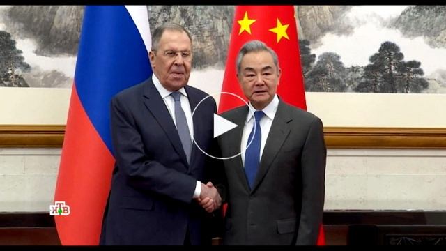 Большие знатоки наши.