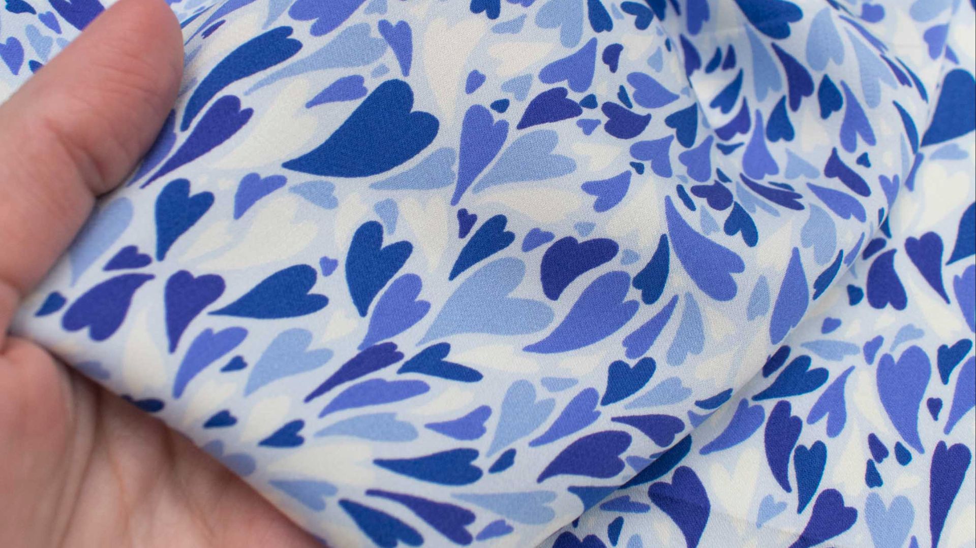 🔥 Атласная вискоза Moschino PR365 🇮🇹