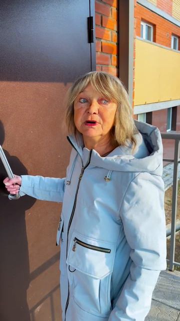 Китайка напугал Бвбушку😂😆