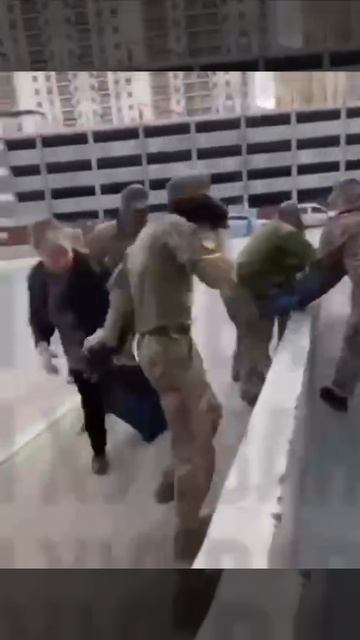 🇺🇦🏴Людоловы продолжают свой беспредел и похищение людей на Украине.