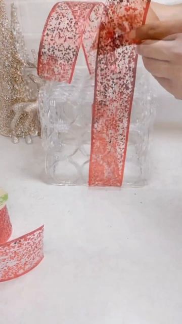 Подарок из пластиковых бутылок 🎁