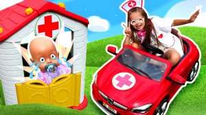Доктор для кукол 🧸👩 Майя лечит Беби Бон