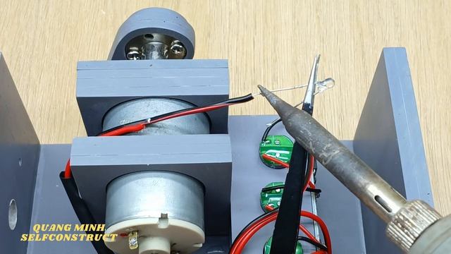 Вечный свет своими руками | Без батареек | Энергия никогда не закончится.