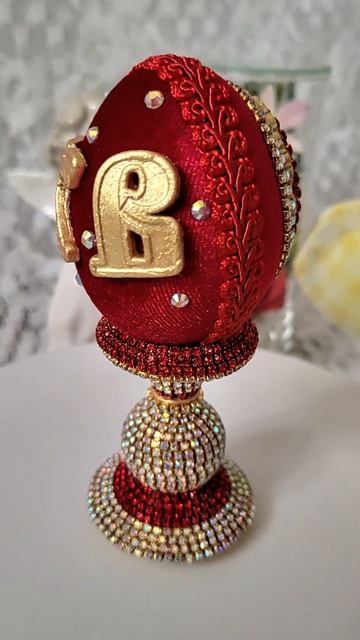 Пасхальный декор высота яйца 6см подставка 6см