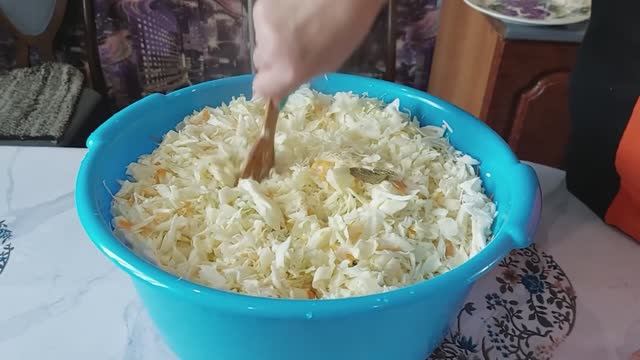 Квашеная капуста от Валентины.