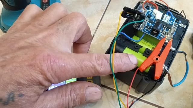 Выбор аккумулятора типа Макита 21В 6Ah за 1700-2000р