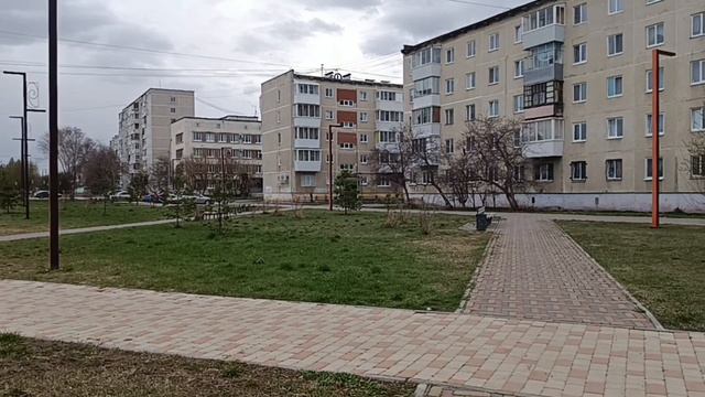 ПРИЕХАЛИ В КАМЕНСК УРАЛЬСК, ПРОШЛИСЬ ПО МАГАЗИНАМ, НАБРАЛИСЬ.