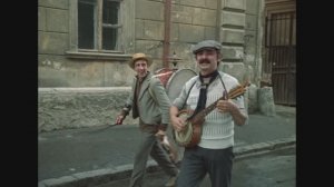 А я не уберу свой чемоданчик! Фрагменты из фильма "Мы из джаза". 1983 г.